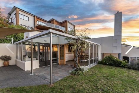 Photo of property in 1 Halcyon Way, Cashmere, Christchurch, 8022