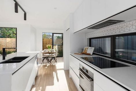 Photo of property in 9 Silverhill Lane, Silverdale, 0932