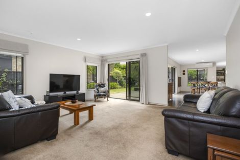 Photo of property in 61 Glenmonarch Place, Pyes Pa, Tauranga, 3112