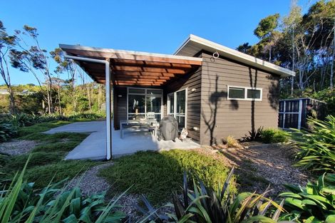 Photo of property in 3 William Pitcher Place, Greenhithe, Auckland, 0632