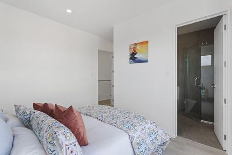 Photo of property in 34 Waihou Crescent, Albany Heights, Auckland, 0632