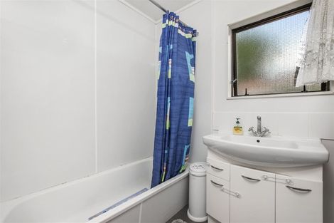 Photo of property in 4a Pratt Street, Papakura, 2110