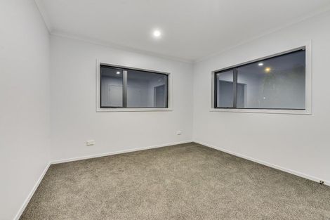 Photo of property in 1/17 Sandwich Road, Saint Andrews, Hamilton, 3200