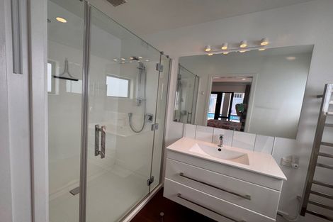 Photo of property in 29 Beach Road, Waikawa, Picton, 7220