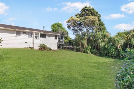 Photo of property in 48 Kaikoura Street, Henderson, Auckland, 0612