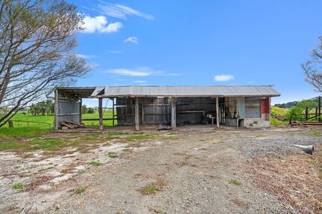 Photo of property in 413 Waihue Road, Dargaville, 0372