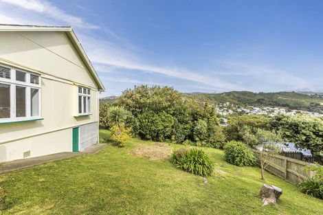 Photo of property in 123 Melbourne Road, Island Bay, Wellington, 6023