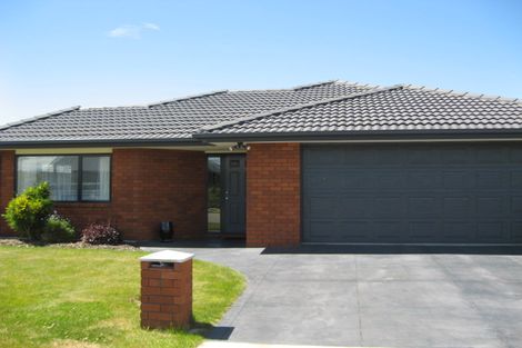 Photo of property in 9 Jasper Place, Northwood, Christchurch, 8051