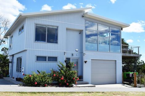 Photo of property in 10 Cornwall Way, Mangawhai Heads, Mangawhai, 0505