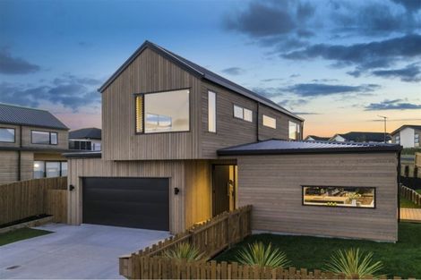 Photo of property in 26 Huarahi Pai Road, Huapai, Kumeu, 0810