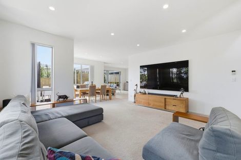 Photo of property in 18b Leafield Crescent, Henderson, Auckland, 0612