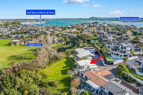 Photo of property in 2/172 Clovelly Road, Bucklands Beach, Auckland, 2012