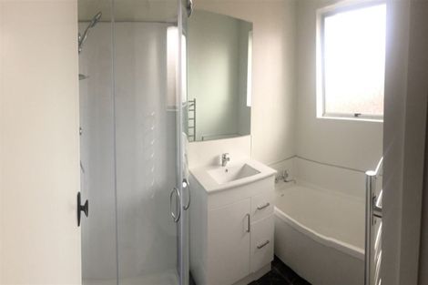 Photo of property in 2/202 Sawyers Arms Road, Bishopdale, Christchurch, 8053