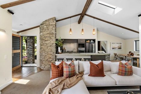 Photo of property in 94 Centennial Avenue, Arrowtown, 9302