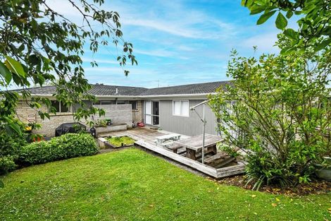 Photo of property in 8 Ashby Place, Pukekohe, 2120