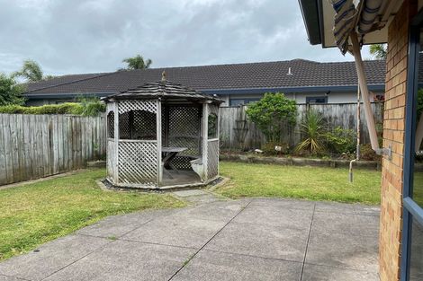 Photo of property in 23 Dairyland Drive, East Tamaki Heights, Auckland, 2016