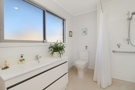 Photo of property in 128 Stanley Avenue, Te Aroha, 3320