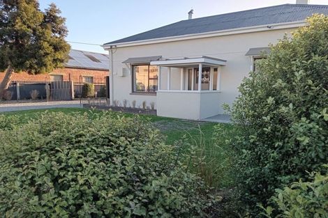 Photo of property in 100 High Street, Waimate, 7924