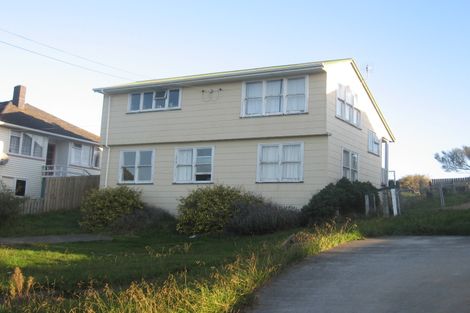 Photo of property in 122a Champion Street, Cannons Creek, Porirua, 5024