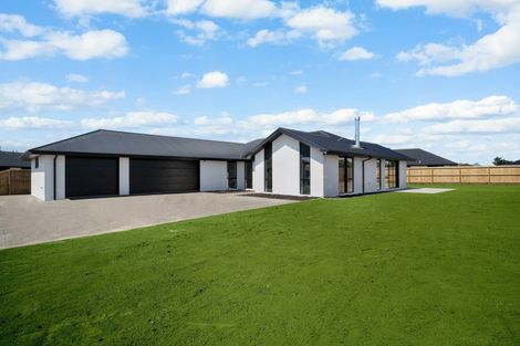 Photo of property in 37 Suffolk Drive, Kirwee, 7571