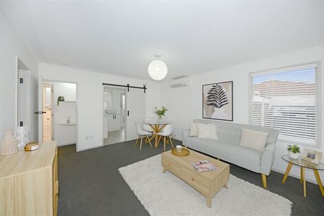 Photo of property in 2/153 Clarence Street, Riccarton, Christchurch, 8011