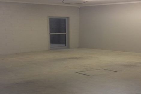 Photo of property in 32 Horizon View Road, Oteha, Auckland, 0632