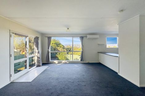 Photo of property in 10a Camellia Terrace, Maungaraki, Lower Hutt, 5010