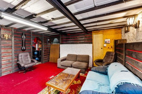 Photo of property in 3 Bermer Road, Belmont, Lower Hutt, 5010