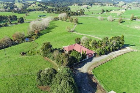 Photo of property in 3 Waiteitei Road, Wellsford, 0974