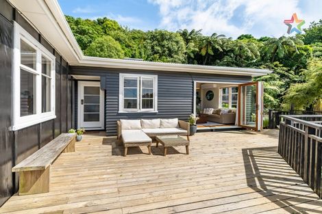 Photo of property in 157 Miromiro Road, Normandale, Lower Hutt, 5010