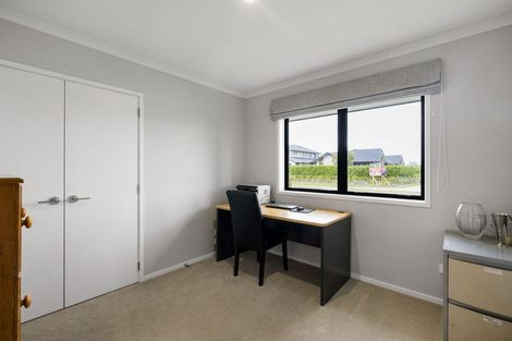 Photo of property in 39a Norfolk Drive, Cambridge, 3434