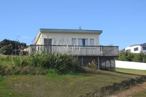 Photo of property in 26 Kanuka Place, Mangawhai Heads, Mangawhai, 0505