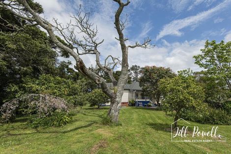Photo of property in 32 Franklin Road, Paparoa, 0571