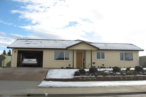 Photo of property in 14 Larch Crescent, Alexandra, 9320