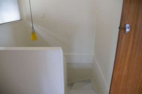 Photo of property in 2a Hoskins Avenue, Hillsborough, Auckland, 1042