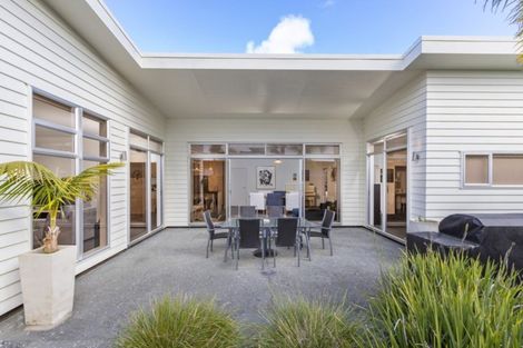 Photo of property in 50 Paraoa Crescent, Omaha, Warkworth, 0986