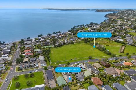 Photo of property in 7 William Bayes Place, Red Beach, 0932