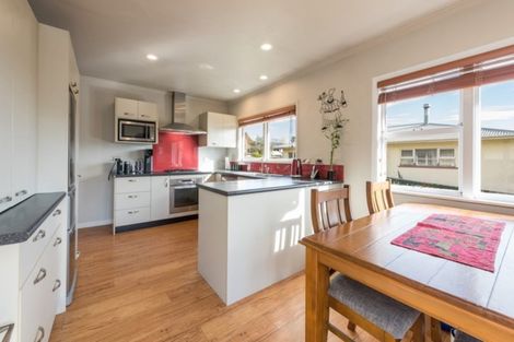 Photo of property in 42 Cawthron Crescent, Annesbrook, Nelson, 7011