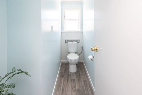 Photo of property in 5 Raupo Street, Castlecliff, Whanganui, 4501