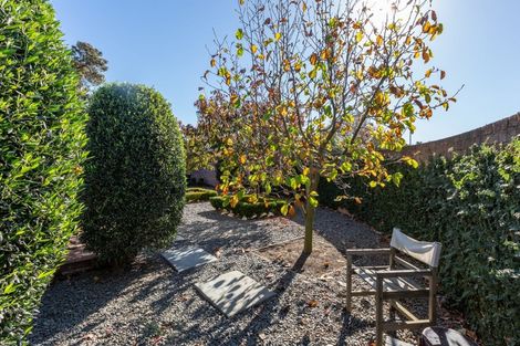 Photo of property in 120 Avondale Road, Taradale, Napier, 4112