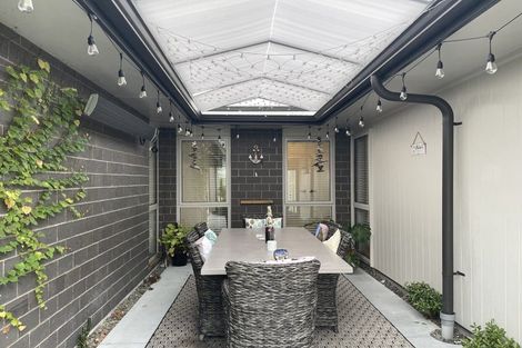 Photo of property in 44 Benmore Crescent, Pyes Pa, Tauranga, 3112