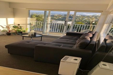 Photo of property in 3/32 Akaroa Drive, Maupuia, Wellington, 6022