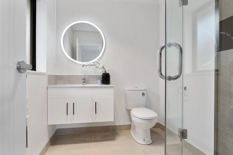 Photo of property in 24 Rose Leigh Drive, Cambridge, 3434