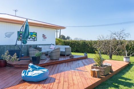 Photo of property in 52 Woodward Street East, Featherston, 5710