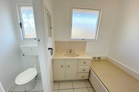 Photo of property in 1/5 Shetland Street, Woolston, Christchurch, 8062