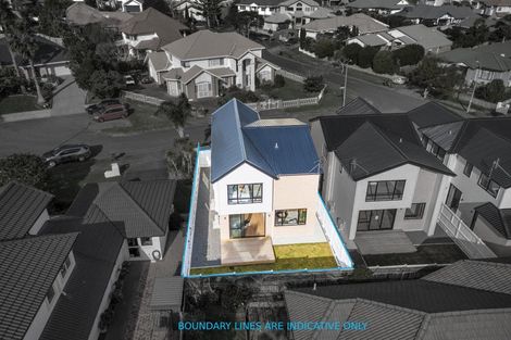 Photo of property in 4 Auden Close, Somerville, Auckland, 2014