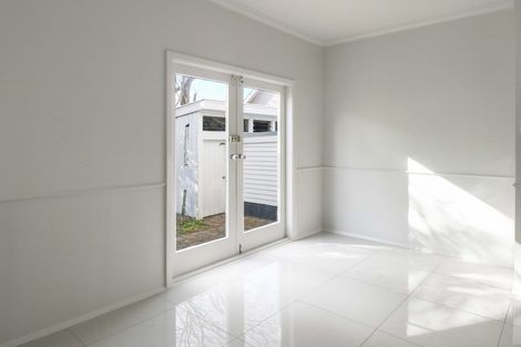 Photo of property in 12 Cornwall Street, Hutt Central, Lower Hutt, 5010