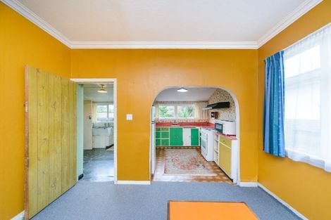 Photo of property in 42 Shamrock Street, Takaro, Palmerston North, 4412