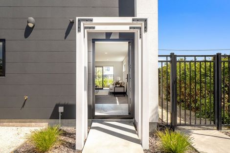 Photo of property in 1/550 Barbadoes Street, Edgeware, Christchurch, 8013