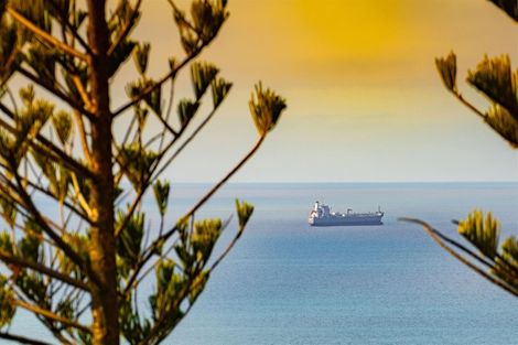 Photo of property in 10 Tuawera Terrace, Clifton, Christchurch, 8081